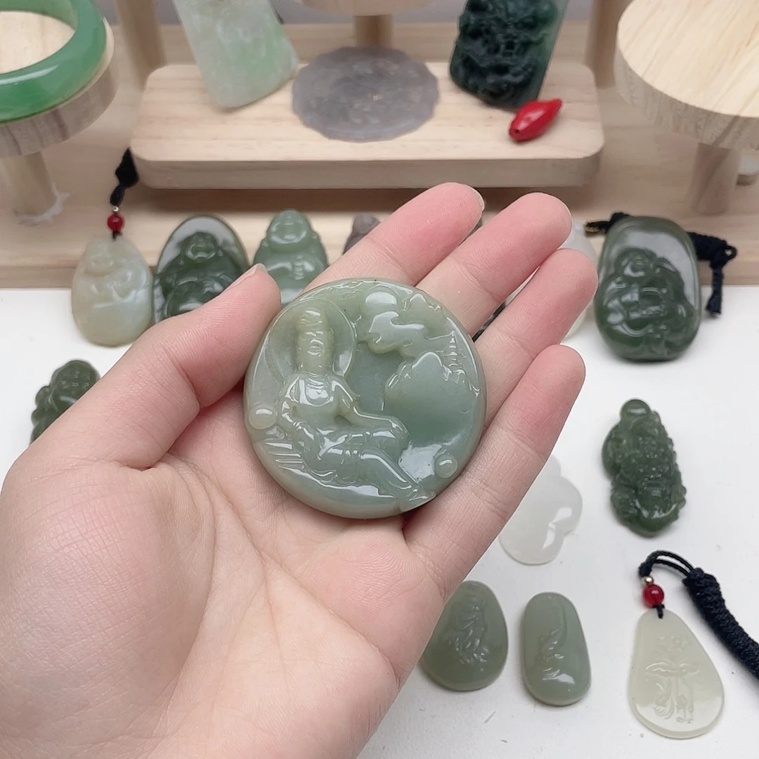 和田玉未镶嵌颈饰