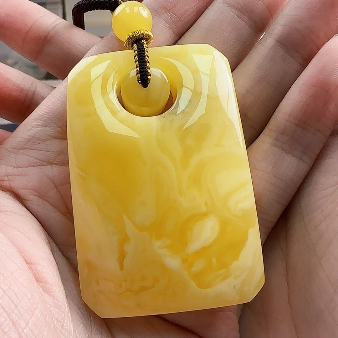 未镶嵌琥珀珠宝奇石