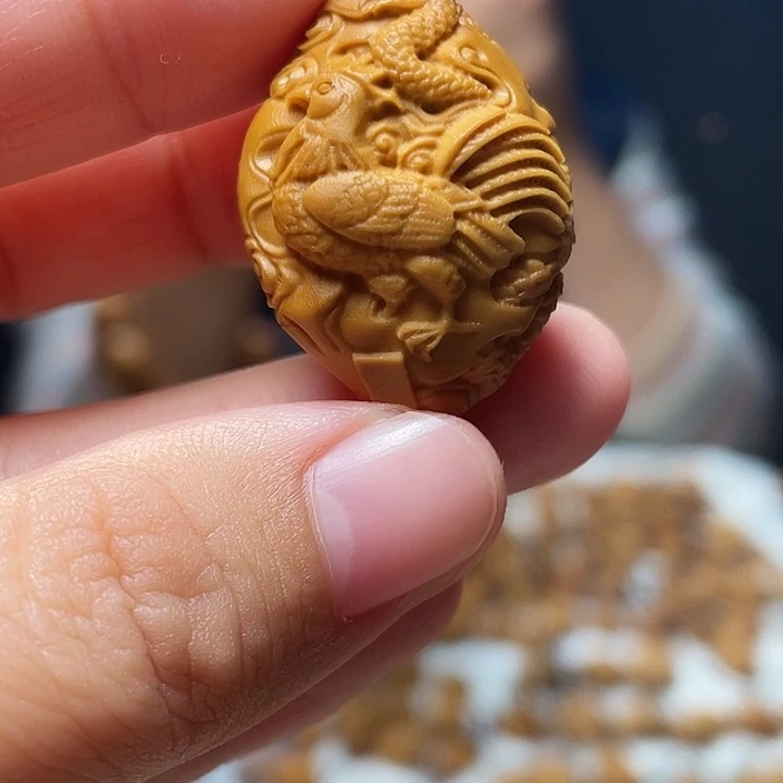 吊坠橄榄核橄榄球