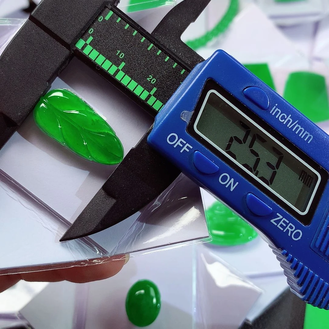 颈饰未镶嵌翡翠天然翡翠