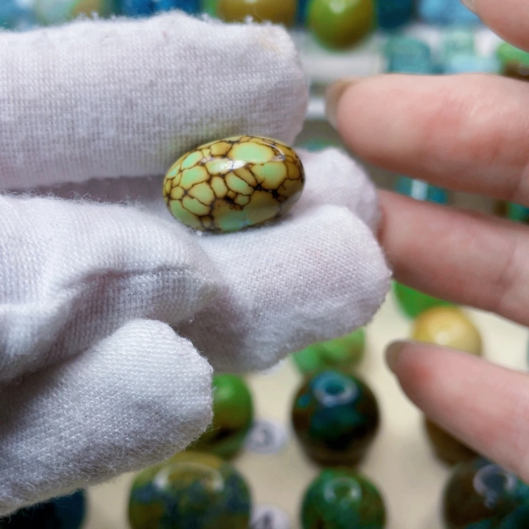 绿松石未镶嵌配饰