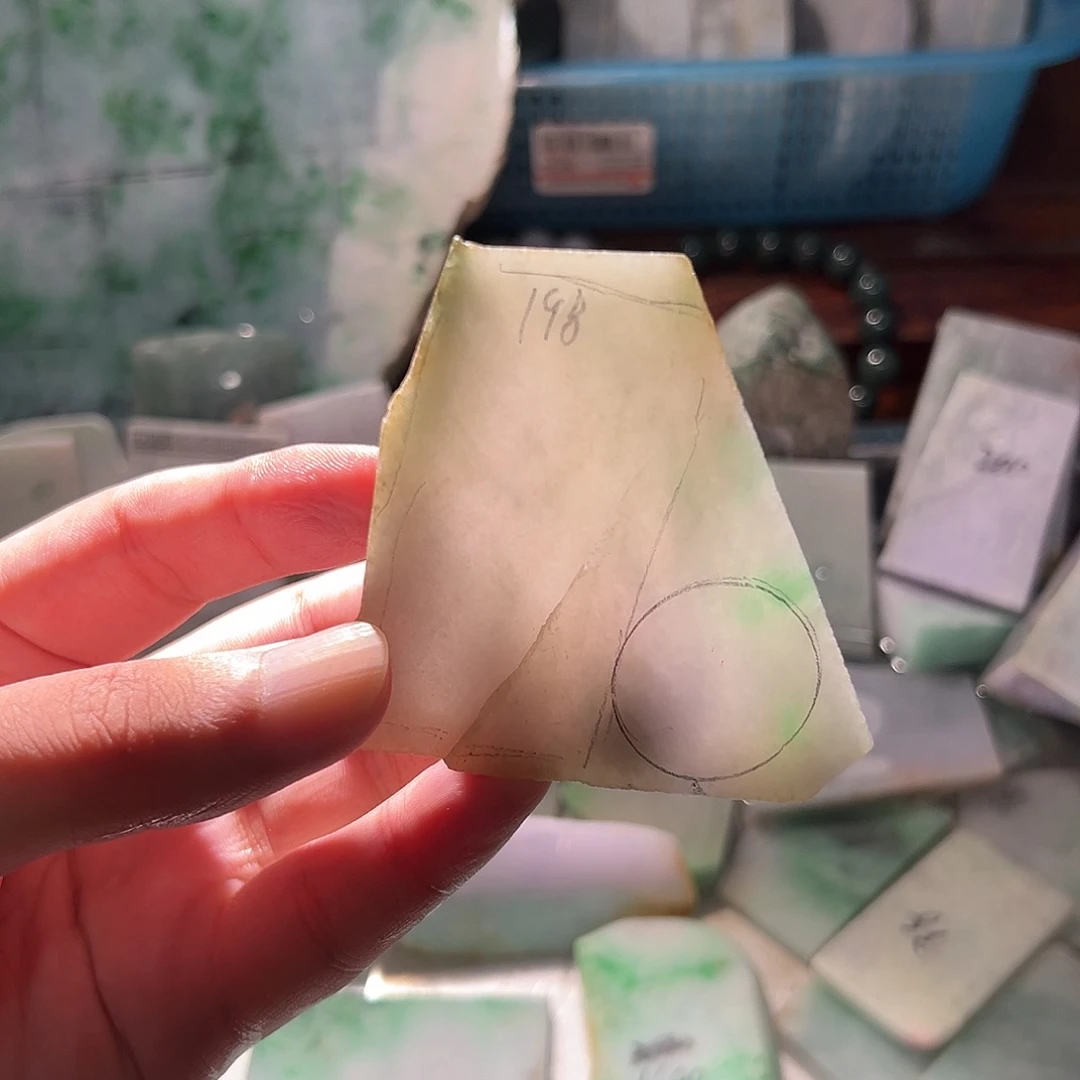 翡翠散珠翡翠原石