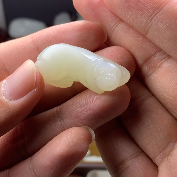 和田玉未镶嵌挂件