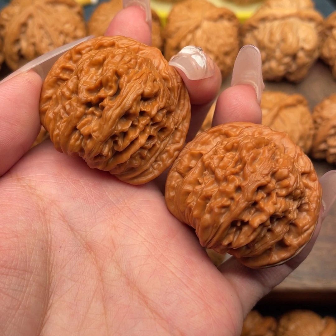 文玩核桃把件全品，精配汉高楼42