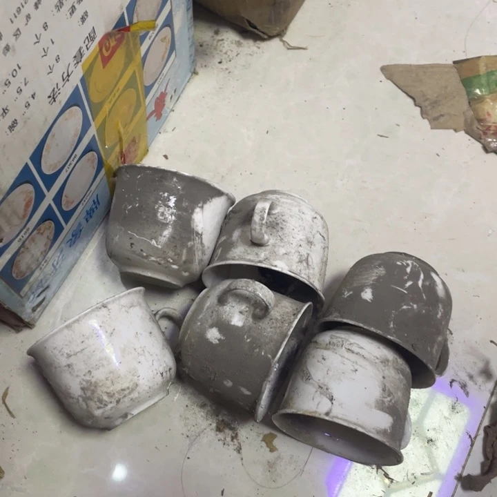瓷片陶瓷盘子碗砂锅都有