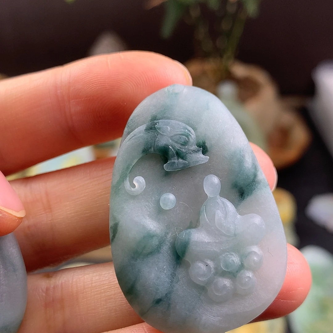 定制翡翠未镶嵌翡翠