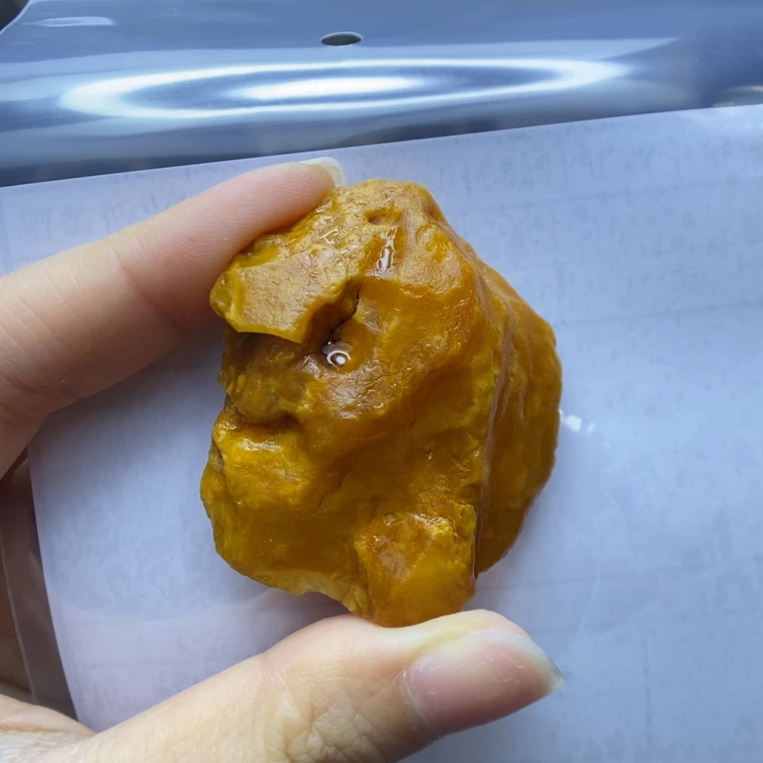卓***玛未镶嵌定制蜜蜡郎