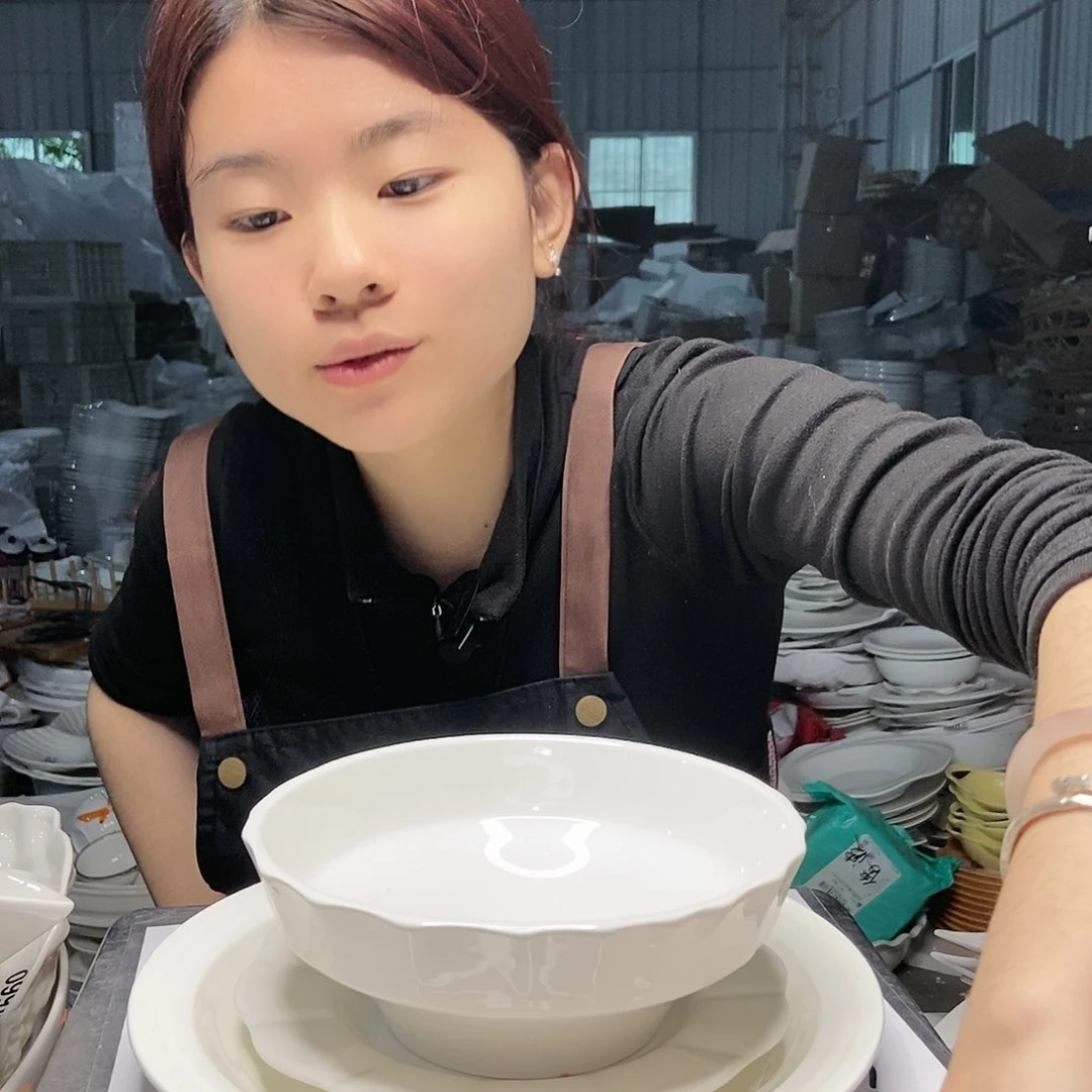 【闪购商品】碟微瑕产品介意勿拍……635