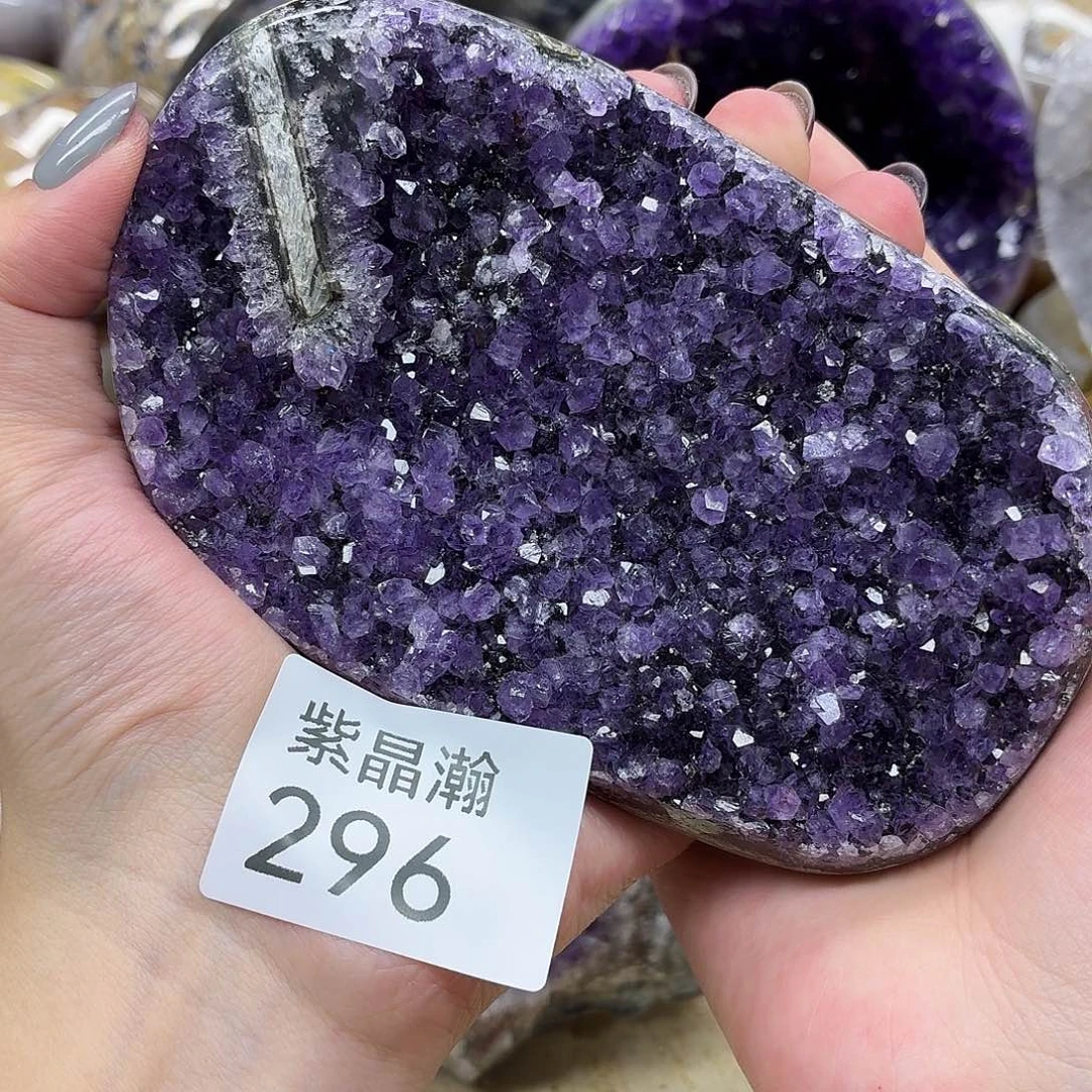 未镶嵌水晶大型摆件（非配饰）