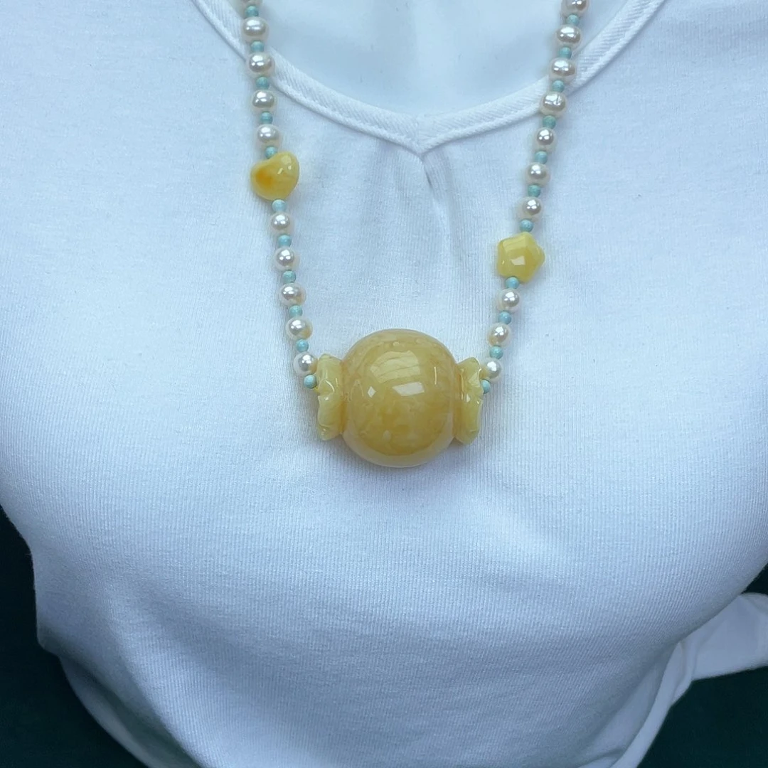 琥珀裸石未镶嵌蜜蜡