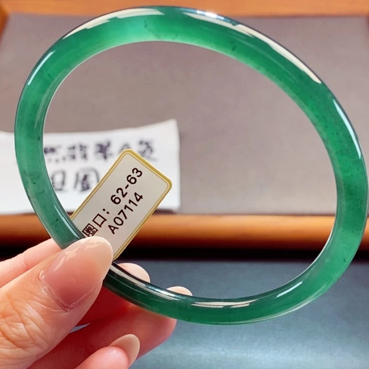 翡翠未镶嵌手镯翡翠手镯22