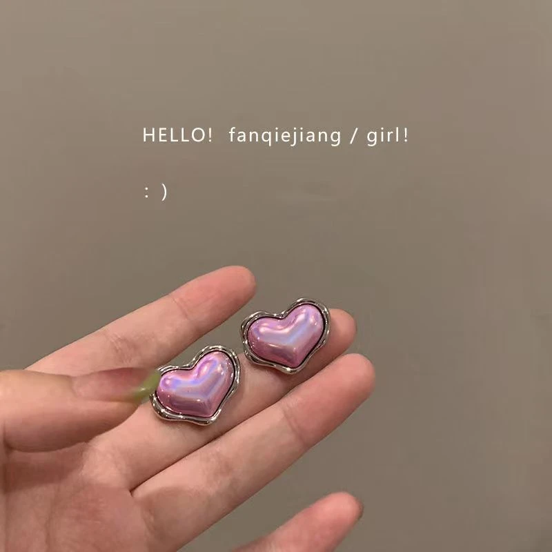 铜合金耳饰 炫彩紫色爱心耳环酷酷风辣妹小众设计感高级感耳钉