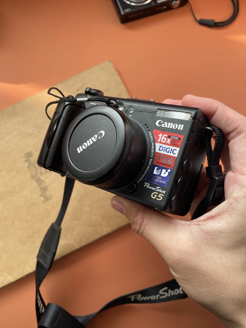 9新 Canon/佳能 G5 500万像素16倍变焦 带tf卡和读卡器