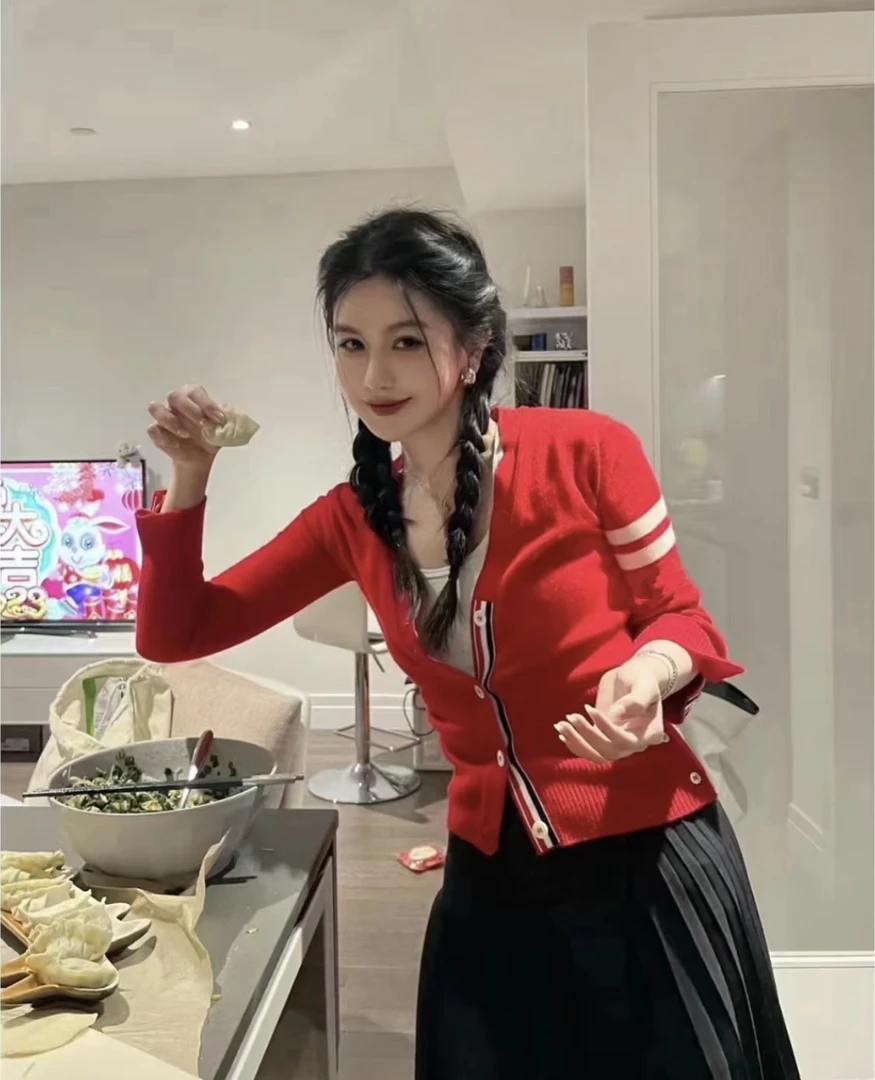 SANSIS 红色 tttbbb秋冬显瘦v领长袖开衫