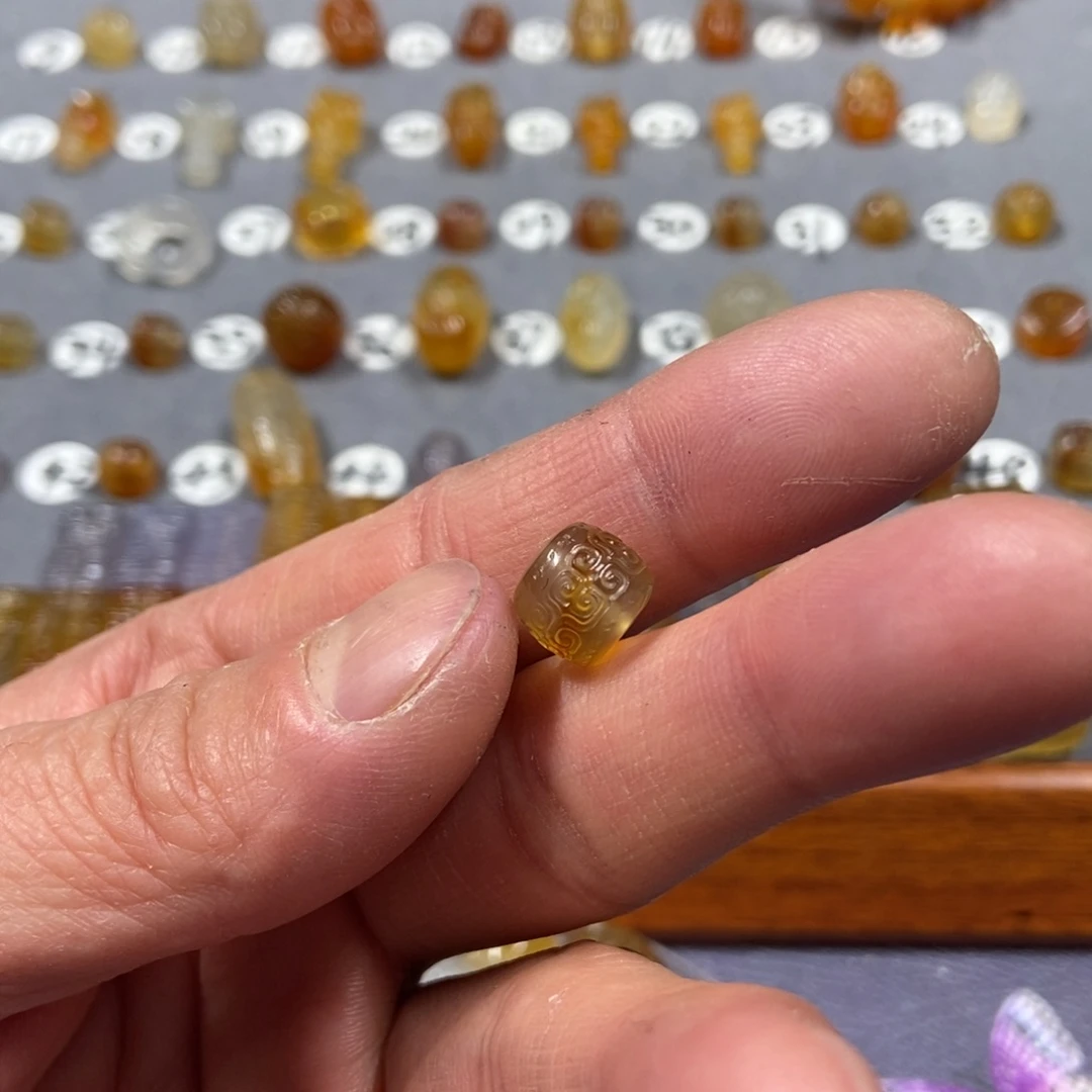 @***呀玛瑙/玉髓合金颈饰珠