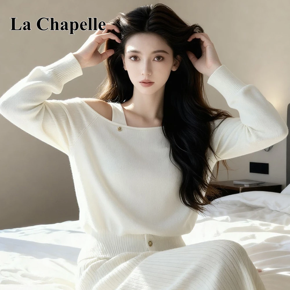 拉夏贝尔韩系不规则斜肩长袖针织衫女秋冬气质修身INS风打底毛衣