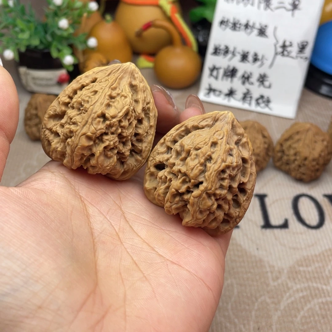 墨***缘吊坠文玩核桃涿鹿南疆