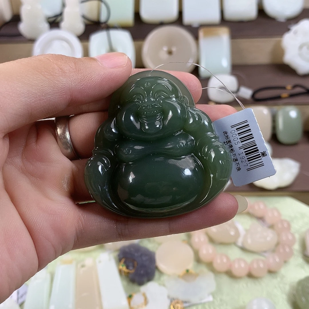 啊***欠和田玉未镶嵌颈饰