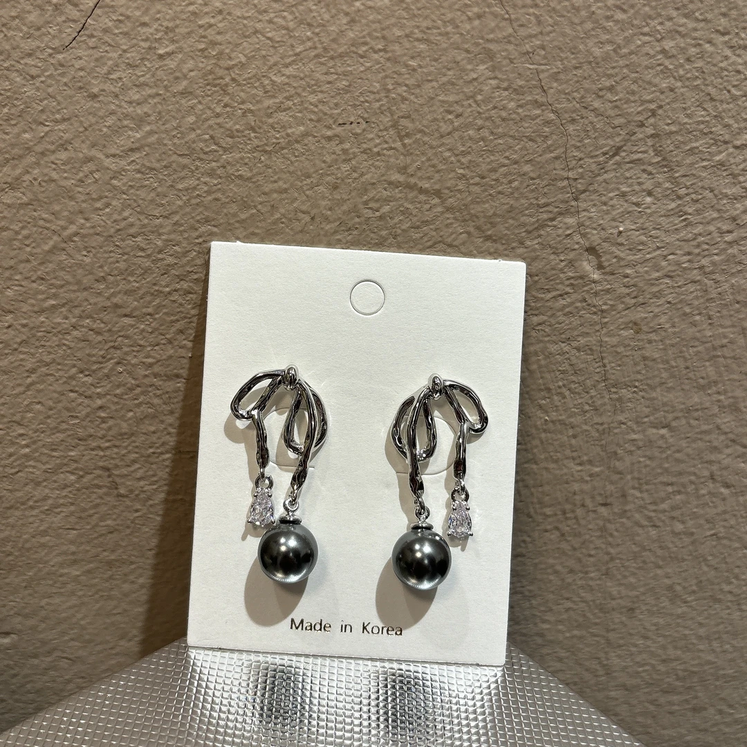 铜合金耳饰 气质蝴蝶结珠珠耳钉R51