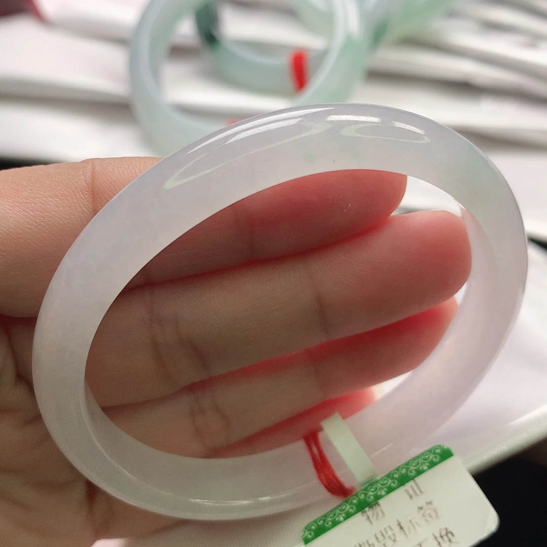 翡翠未镶嵌手镯贵妃54.55