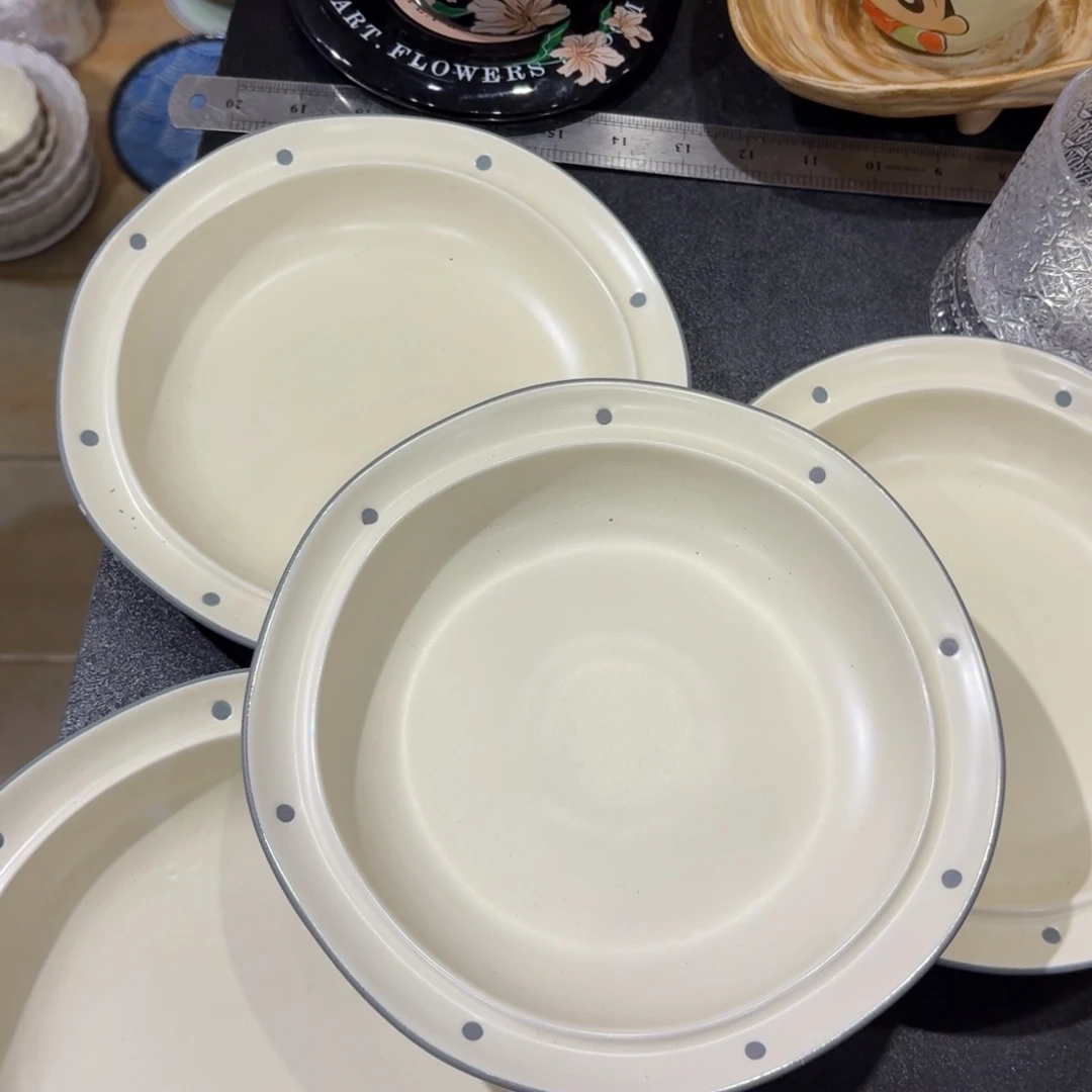 瓷四个8寸瑕疵不影响使用