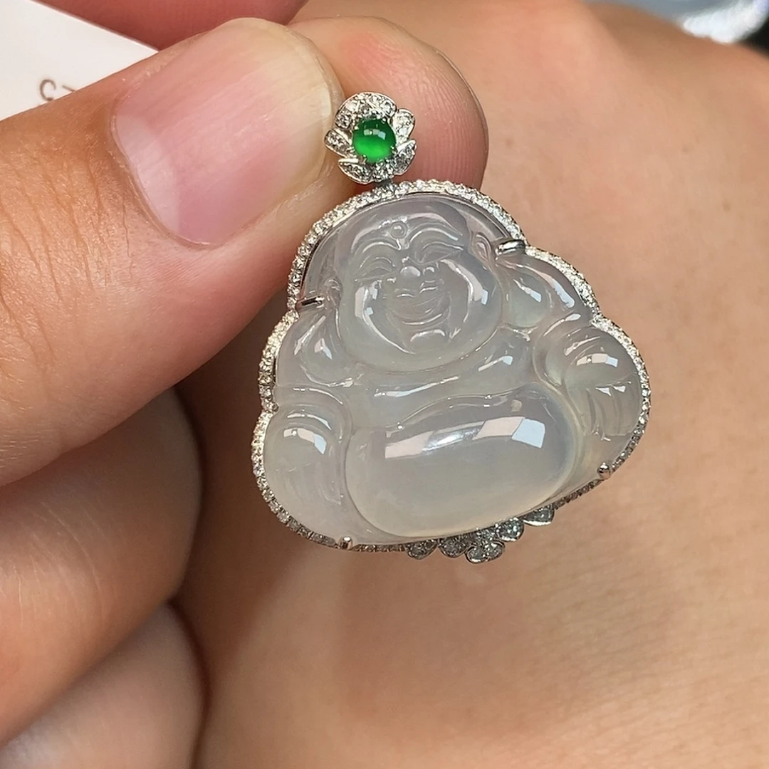 翡翠18K金镶嵌颈饰佛公