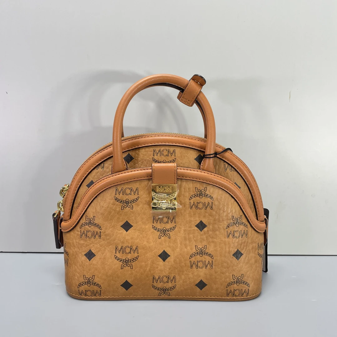 95新 MCM 媚姐/mcm干邑色小号贝壳包21x17x9cmG051303
