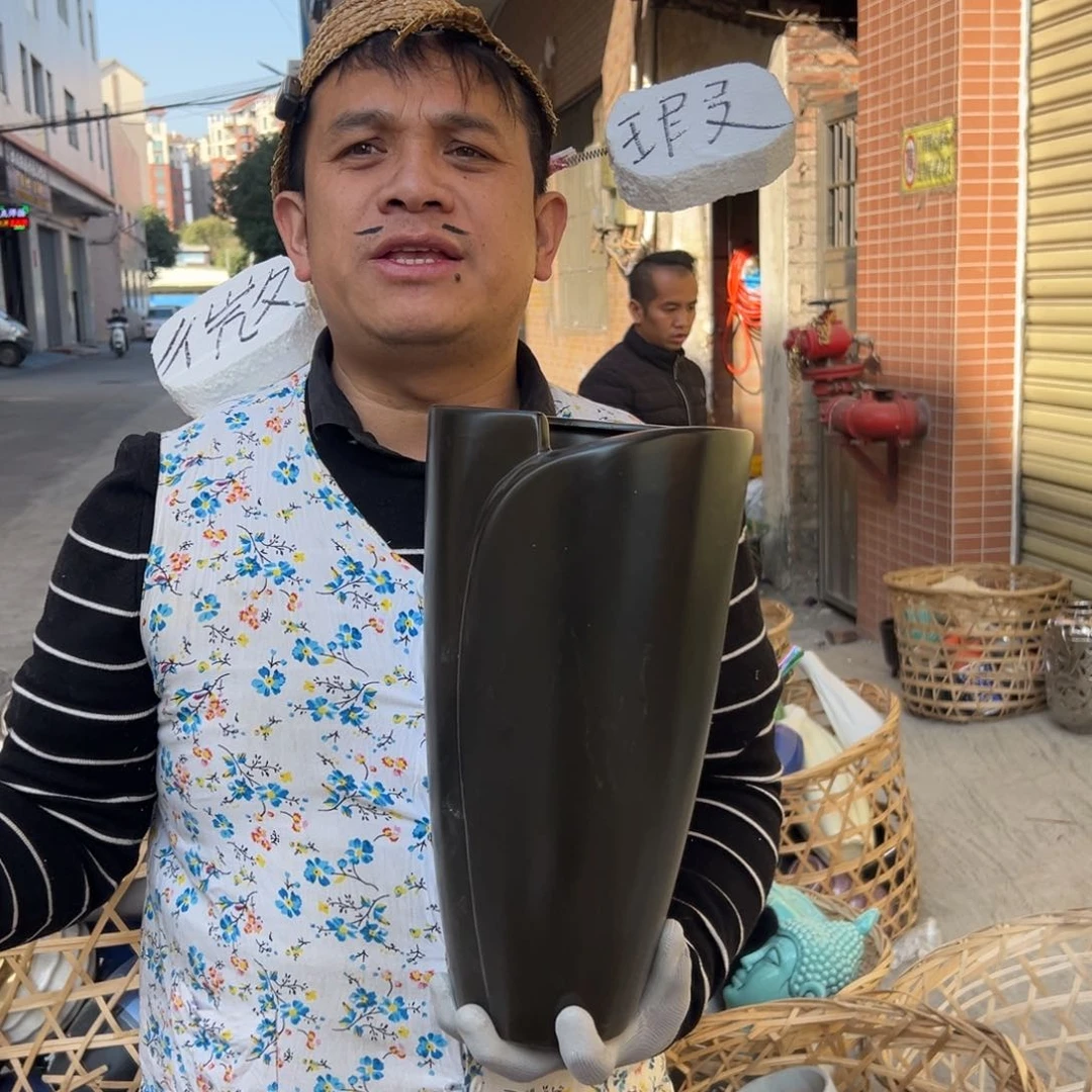 摆件90 号高中低温陶瓷工艺瓶（部分微瑕）