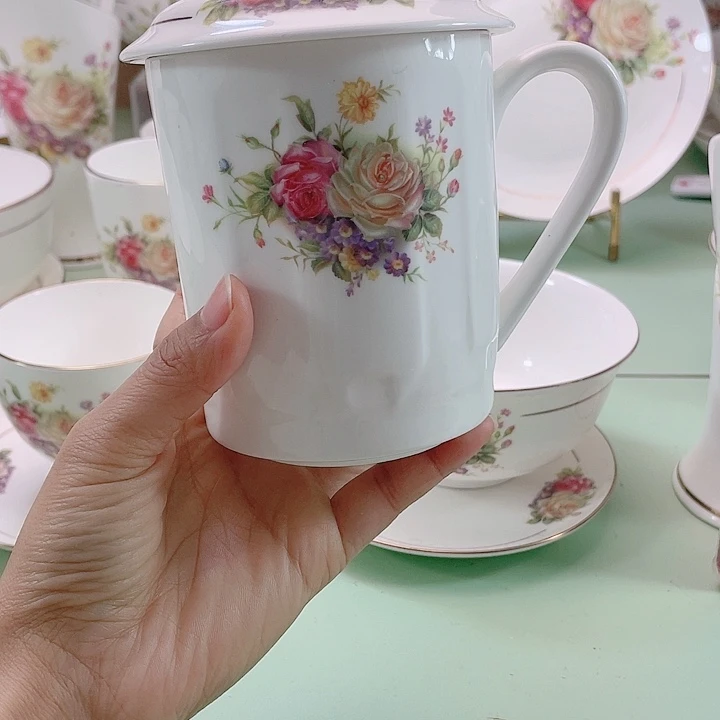 人***梦45%以上骨粉骨瓷1⃣️个带盖子水杯