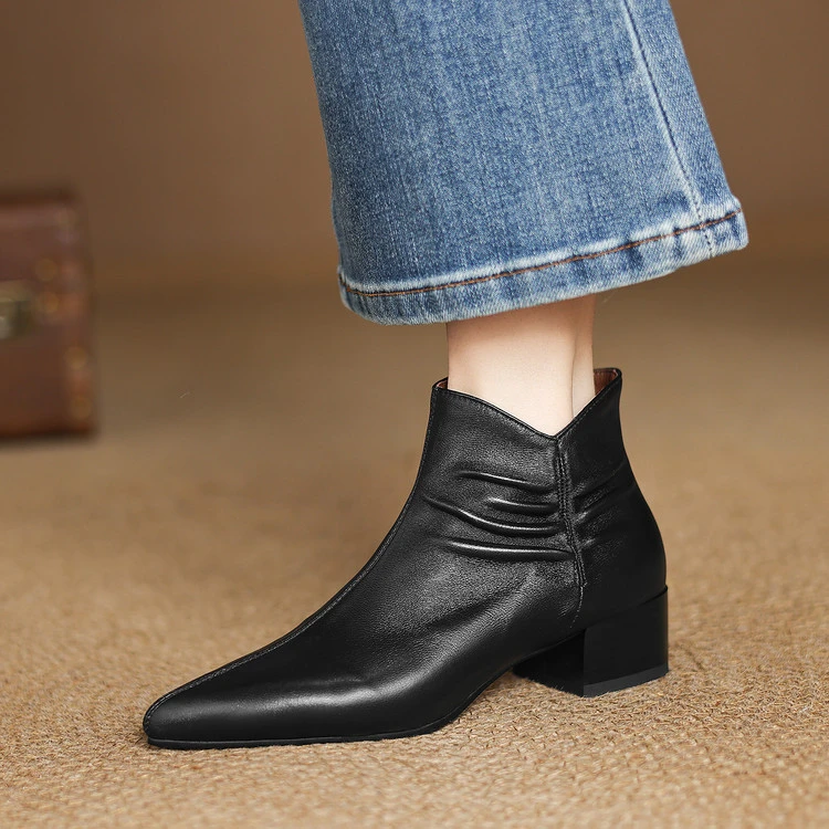 2025早秋新款百搭女尖头擦色堆堆筒高帮单靴低跟粗跟港风靴子