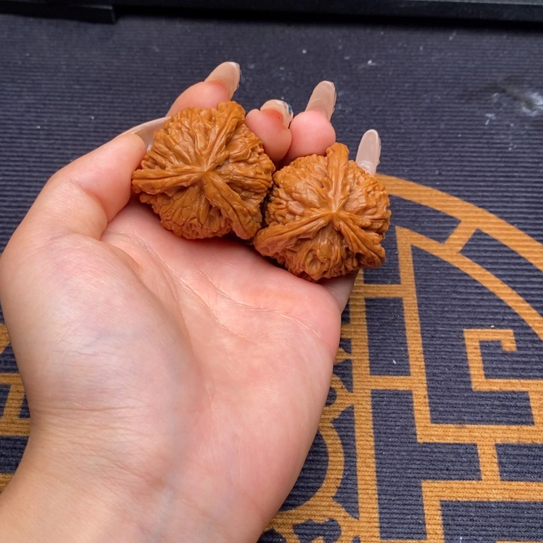 五***️吊坠文玩核桃白狮子