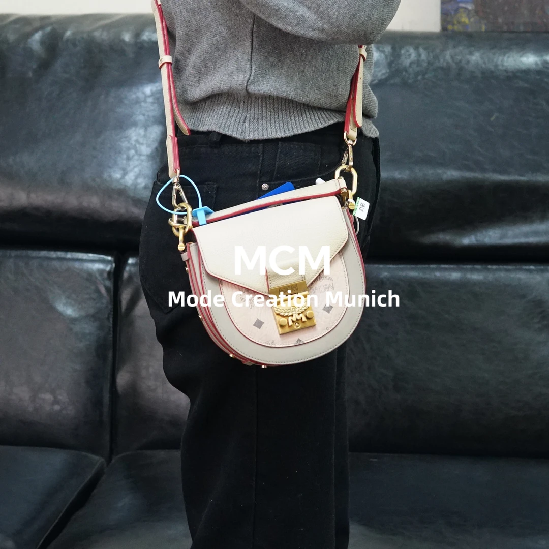 95新 MCM 粉色盾牌包/SD12623547/3547