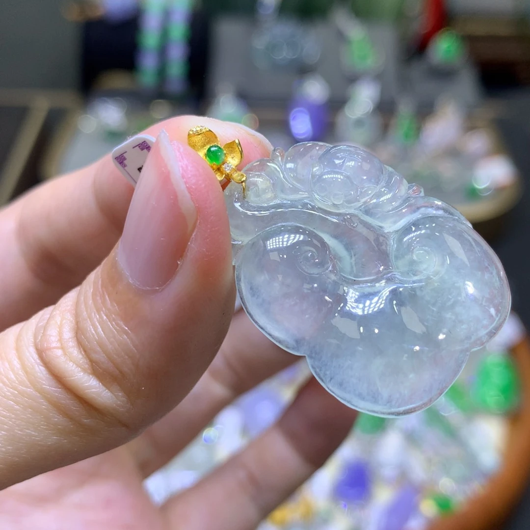 翡翠18K金镶嵌颈饰翡翠吊坠项链