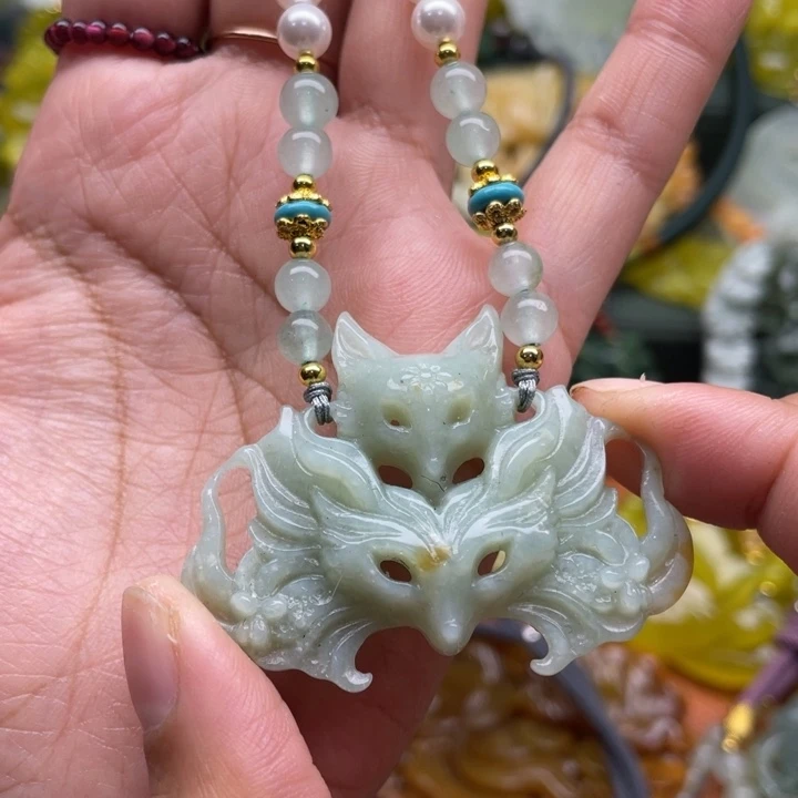 蛇纹石玉未镶嵌吊坠