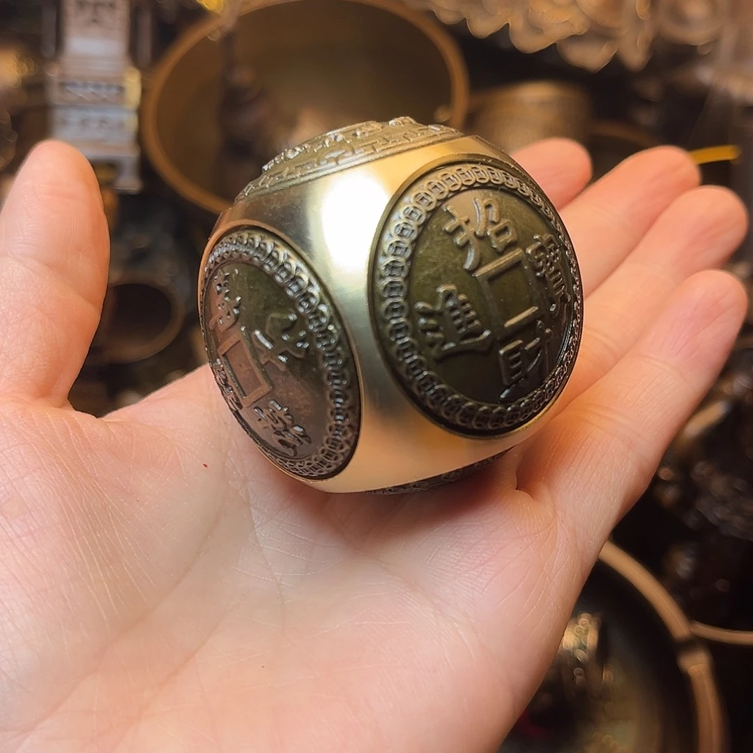 精美铜器工艺品等