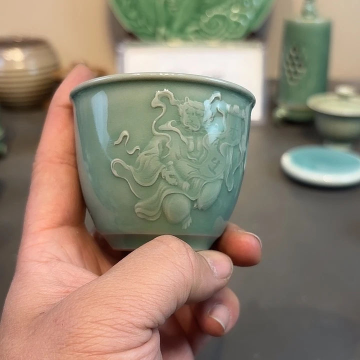 瓷片龙泉青瓷福利青瓷