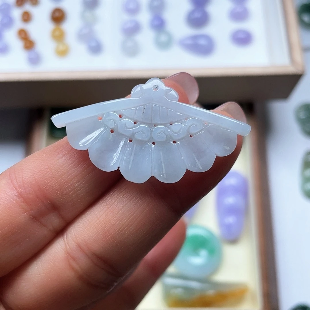 颈饰未镶嵌翡翠666666666）