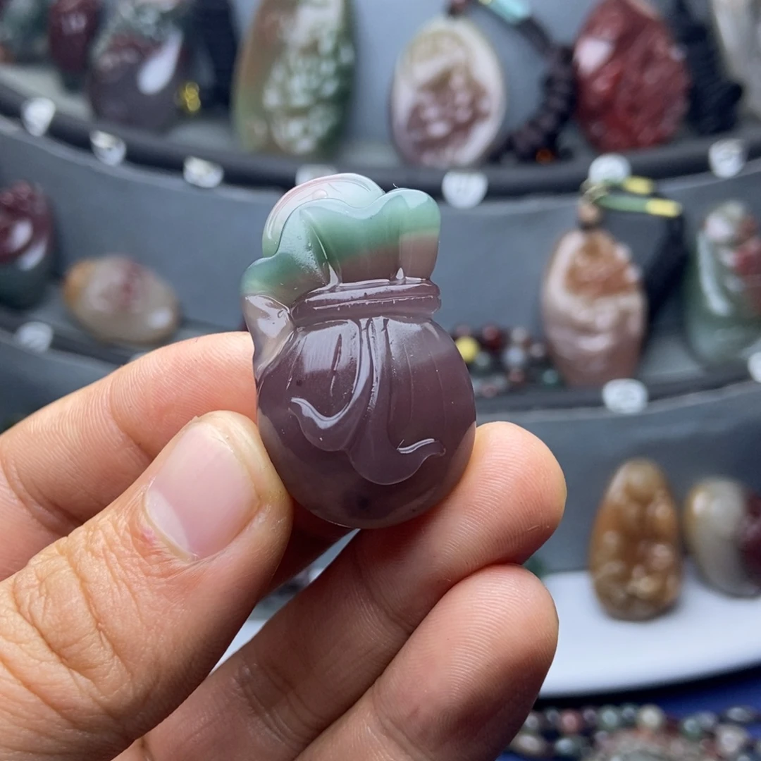 玛瑙/玉髓未镶嵌颈饰