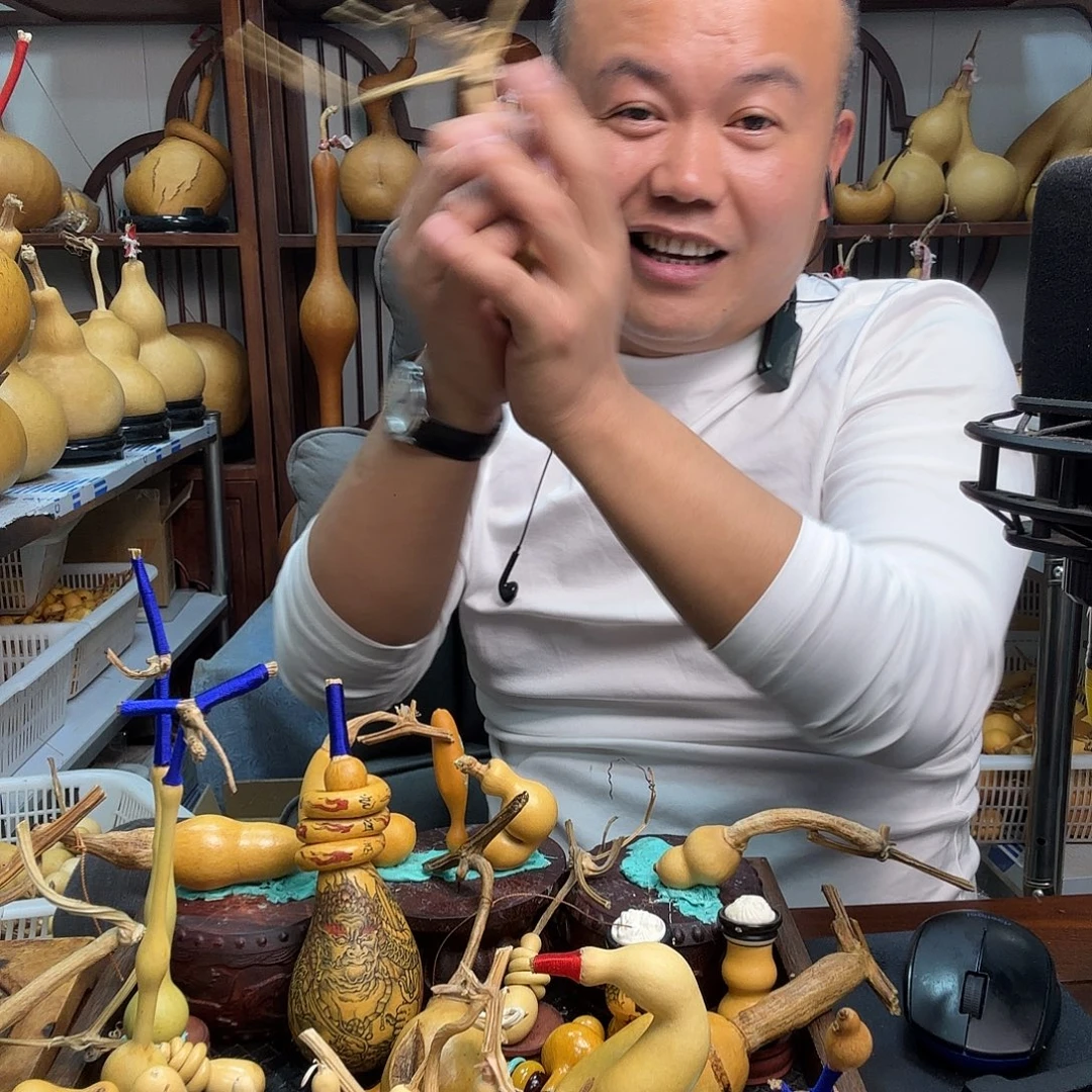 ****熊大叶紫檀（黑酸枝木类）