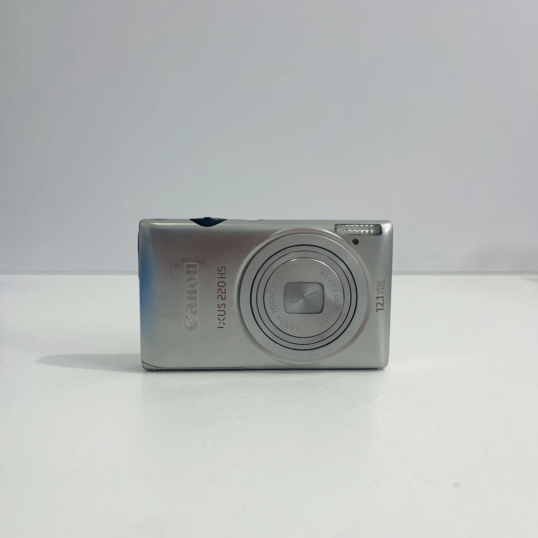 95新 Canon/佳能 IXUS220HS银色1210w像素5倍变焦奶油肌摄录一体