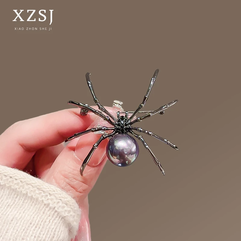 铜仿珍珠胸针 暗黑系蜘蛛胸针酷酷别针创意百搭时尚胸花西服配饰