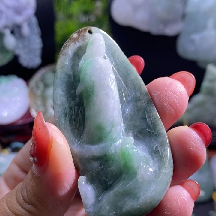 【闪购商品】颈饰未镶嵌翡翠观音