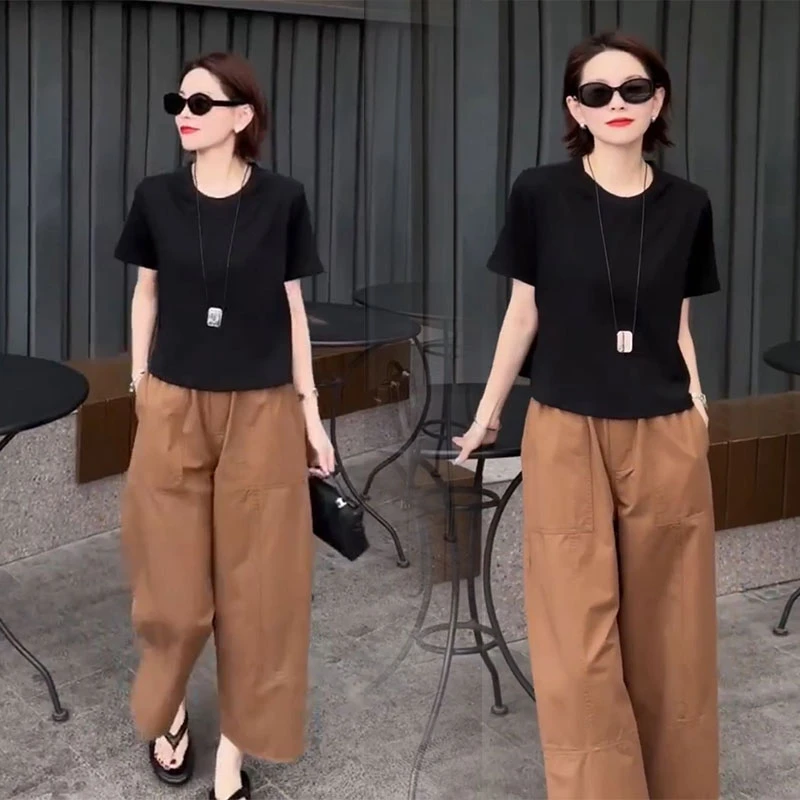 夏日松弛感穿搭套装别致独特超好看宽松短袖上衣直筒休闲裤两件套