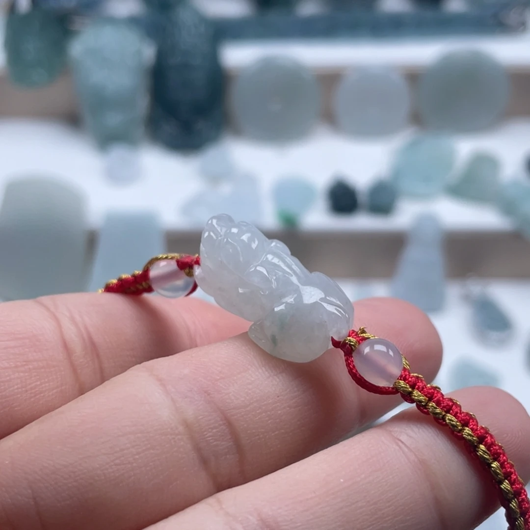 翡翠未镶嵌颈饰32