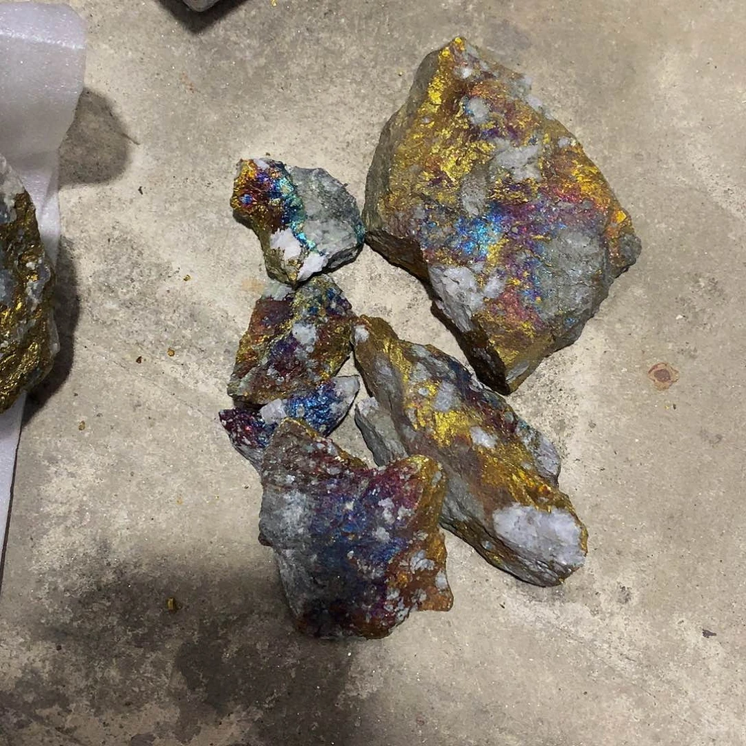 石材天然原色原石小块