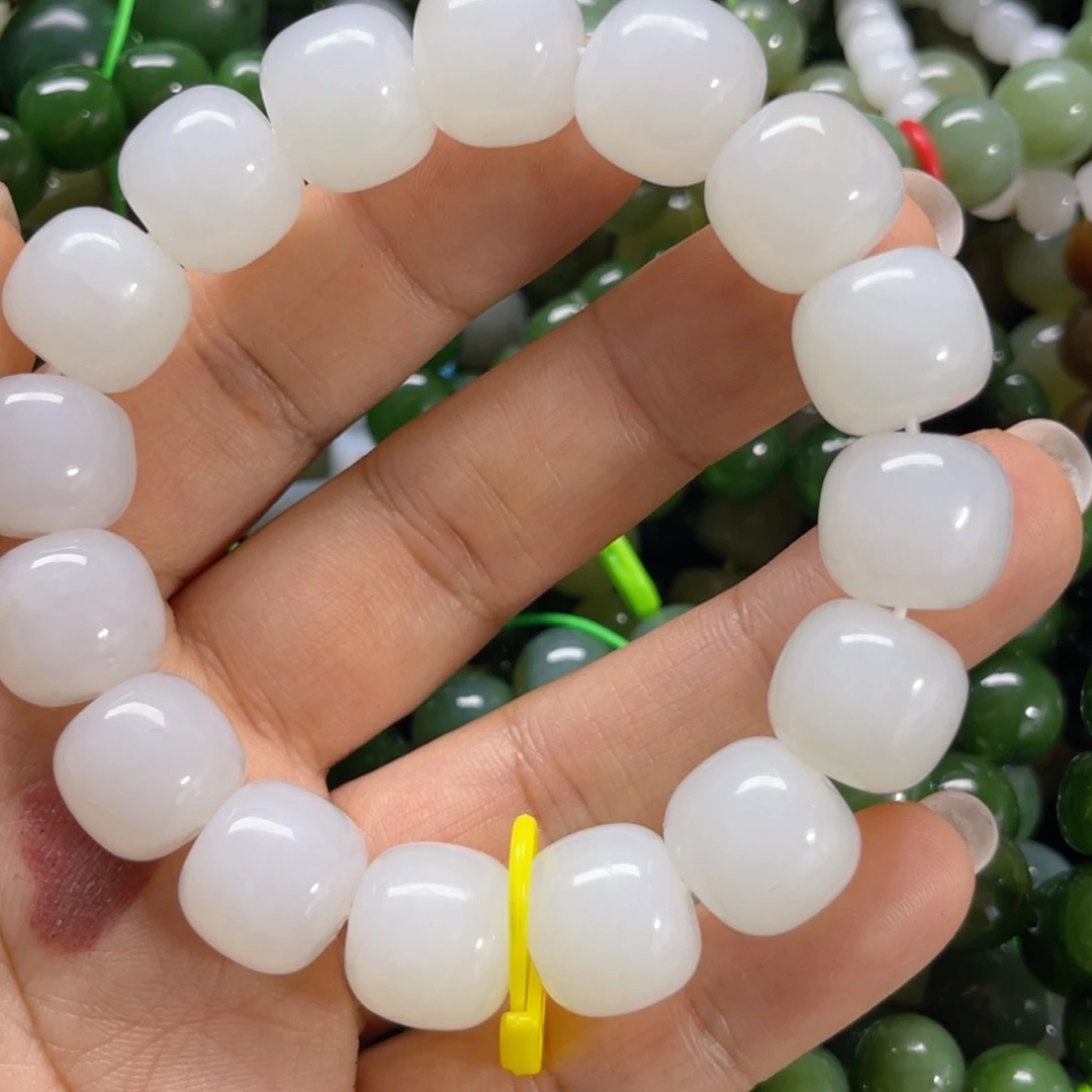 手链未镶嵌和田玉有裂