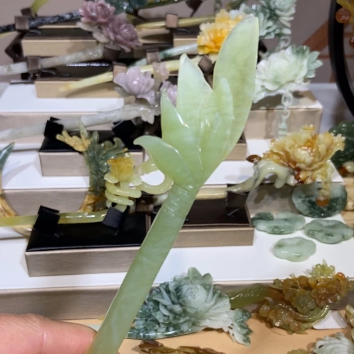 蛇纹石玉发饰合金