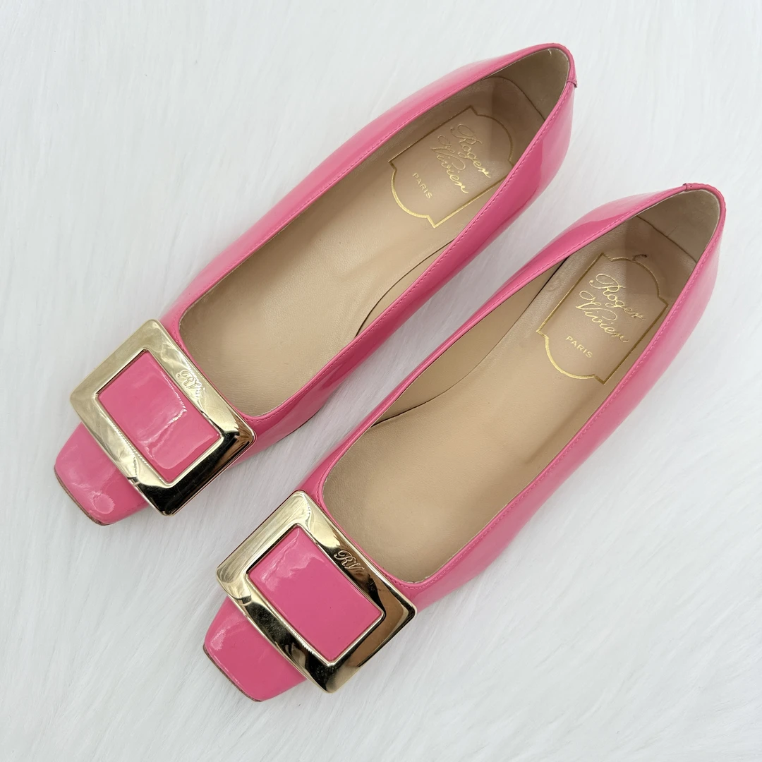 95新 Roger Vivier/罗杰·维威耶 方扣粗跟鞋 35.5码 公价8k c0576