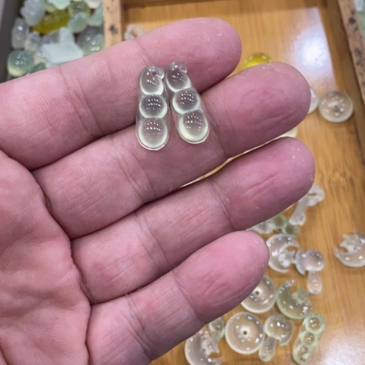 蛇纹石玉合金颈饰