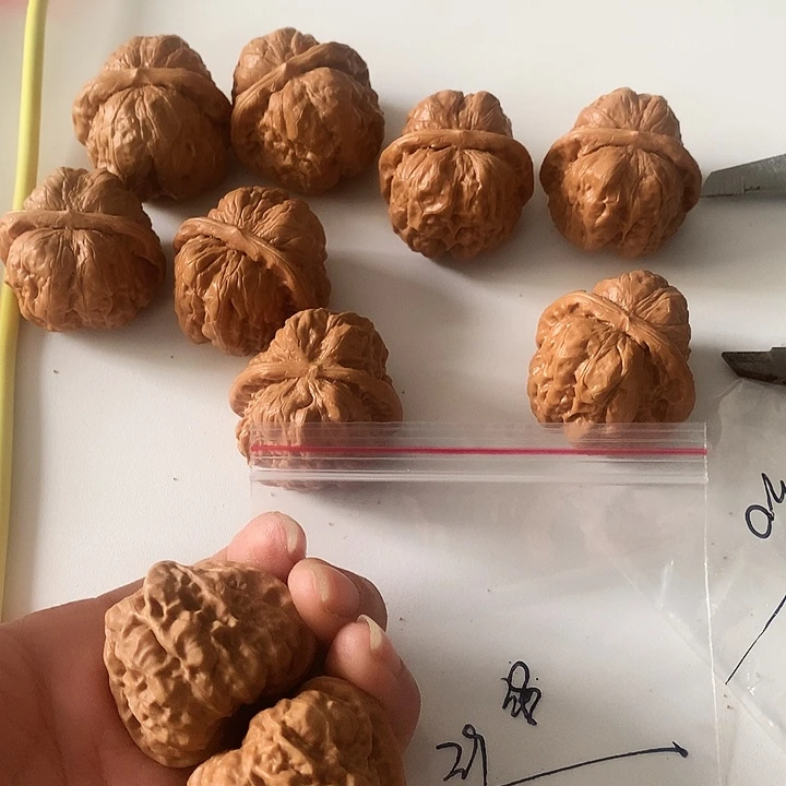 吊坠文玩核桃边39左右